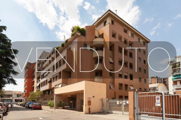 appartamento in vendita a Monza in zona Centro Storico