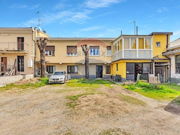 casa indipendente in vendita a Monza