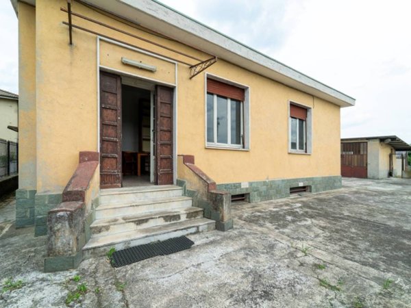 casa indipendente in vendita a Monza