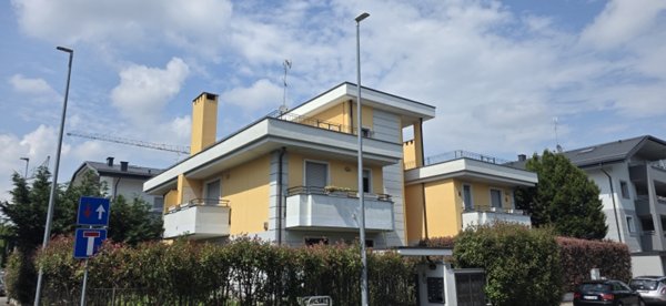 appartamento in vendita a Monza