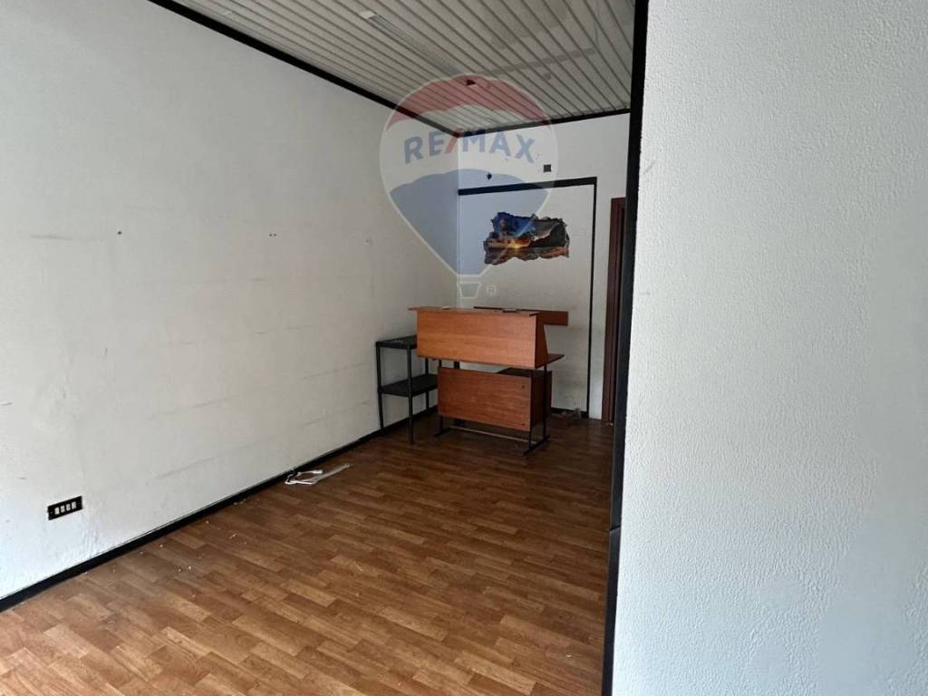 negozio in vendita a Monza