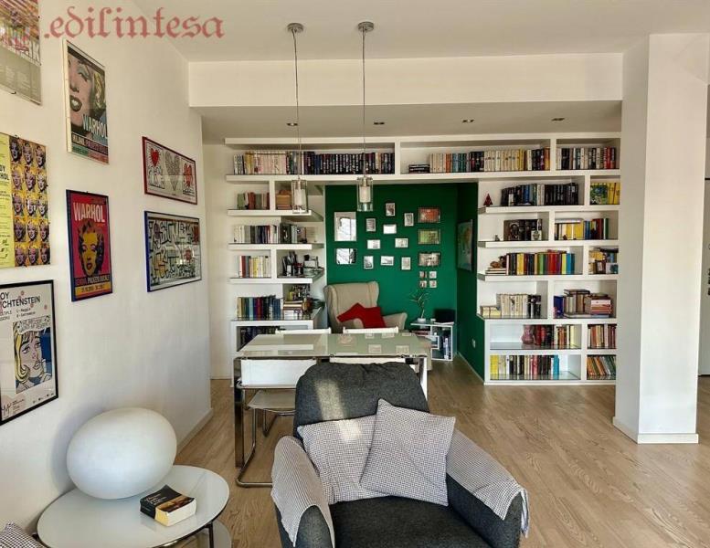 appartamento in vendita a Monza in zona Centro Storico