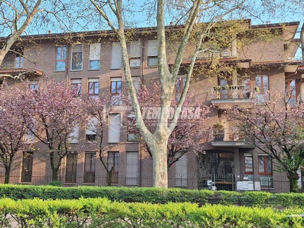 appartamento in vendita a Monza in zona Centro Storico