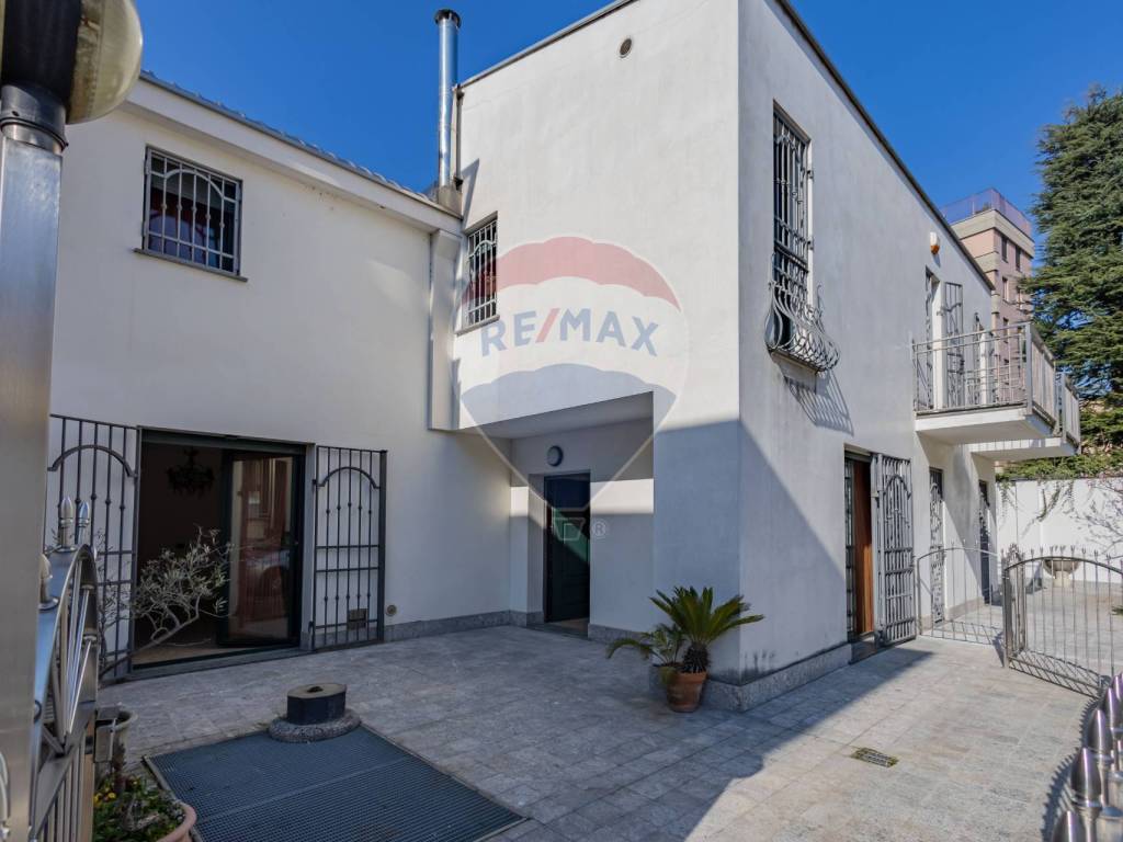 casa indipendente in vendita a Monza