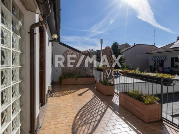 appartamento in vendita a Monza in zona Centro Storico