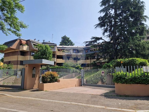 appartamento in vendita a Monza in zona Ospedale San Gerardo