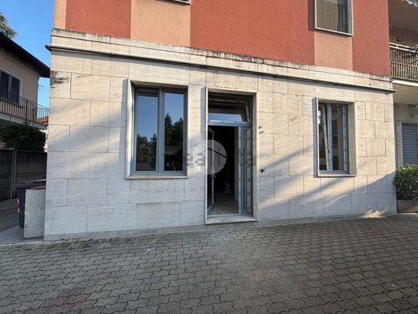 negozio in vendita a Monza