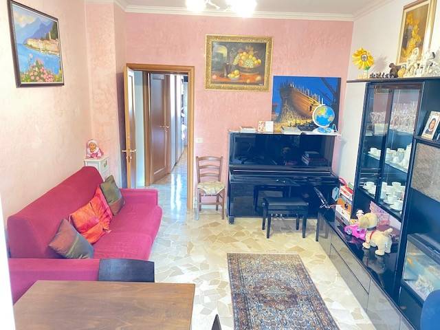 appartamento in vendita a Monza in zona Centro Storico