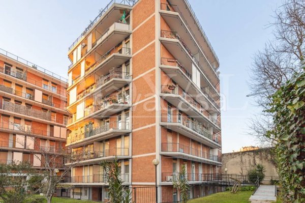 appartamento in vendita a Monza in zona Centro Storico