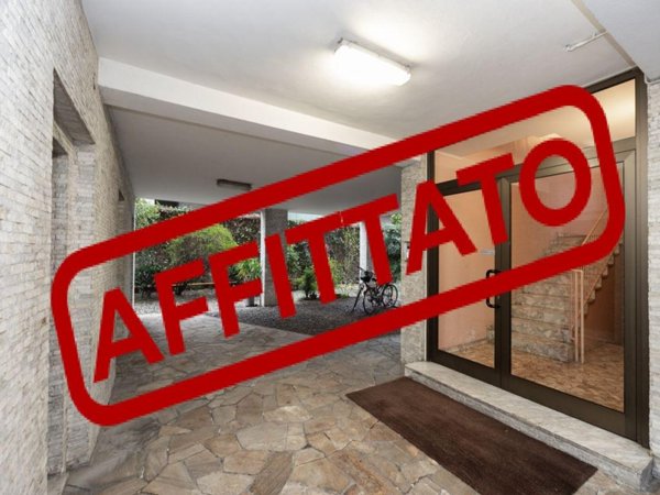 appartamento in vendita a Monza in zona Centro Storico