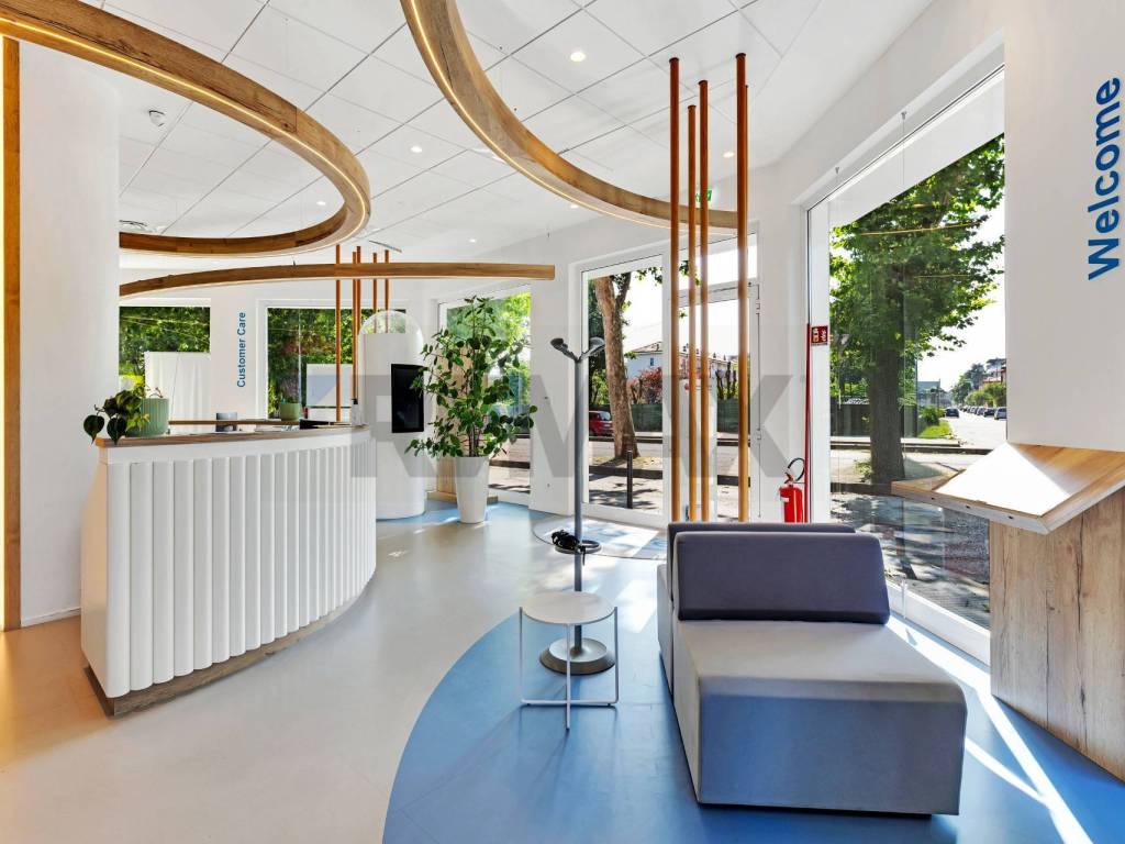 negozio in vendita a Monza