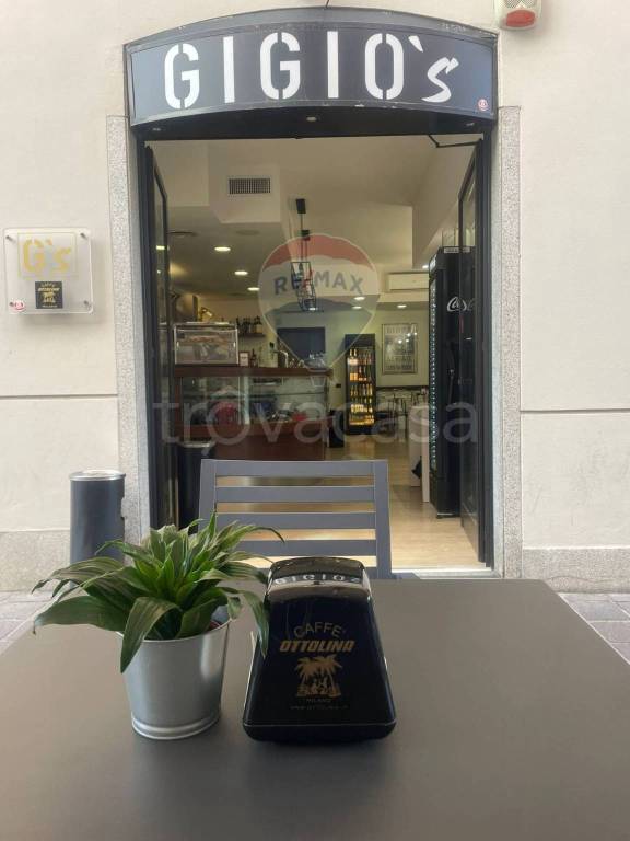negozio in vendita a Monza in zona Centro Storico