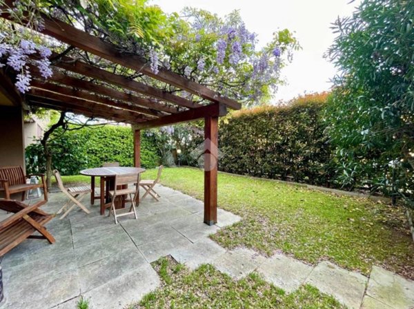 appartamento in vendita a Monza in zona Ospedale San Gerardo