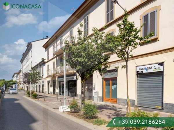 appartamento in vendita a Monza in zona Centro Storico