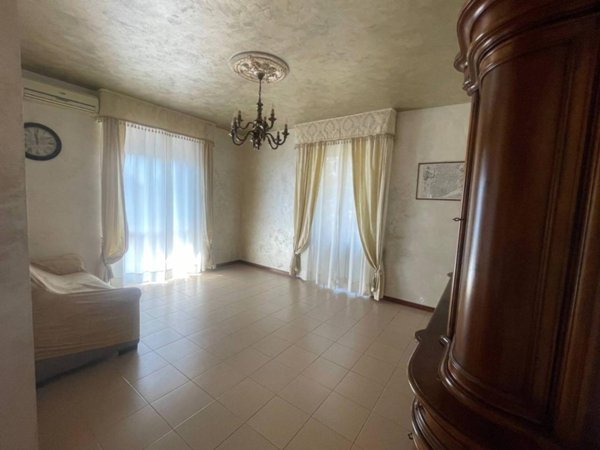 appartamento in vendita a Monza in zona Ospedale San Gerardo