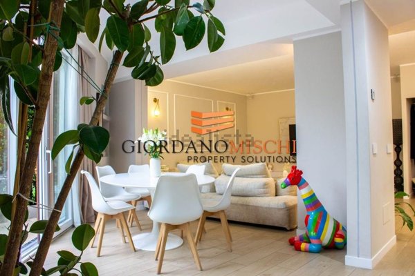 casa indipendente in vendita a Monza in zona Ospedale San Gerardo
