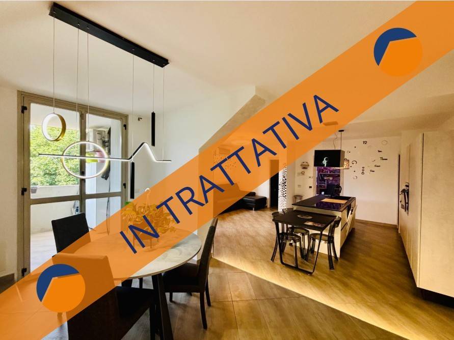 appartamento in vendita a Monza in zona Centro Storico