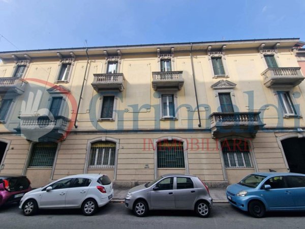 appartamento in vendita a Monza in zona Centro Storico