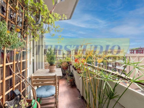 appartamento in vendita a Monza in zona Centro Storico