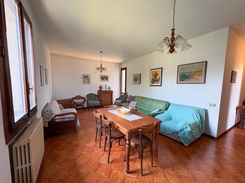 casa indipendente in vendita a Monza