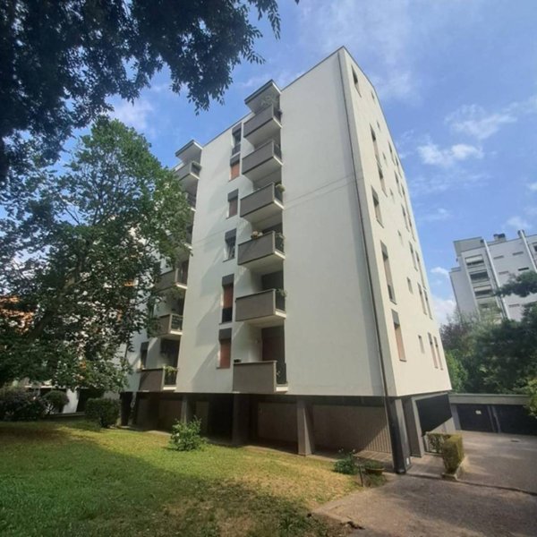 appartamento in vendita a Monza