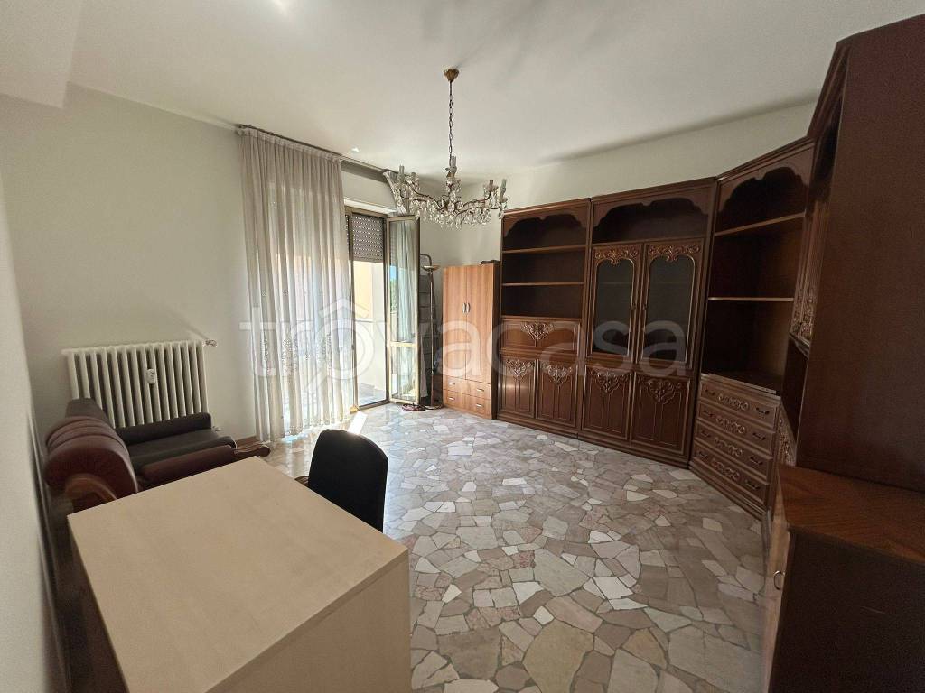 appartamento in vendita a Monza in zona Ospedale San Gerardo