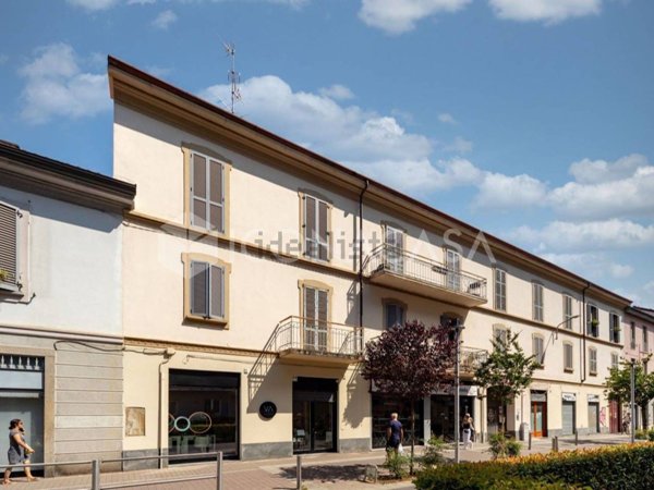 appartamento in vendita a Monza in zona Centro Storico