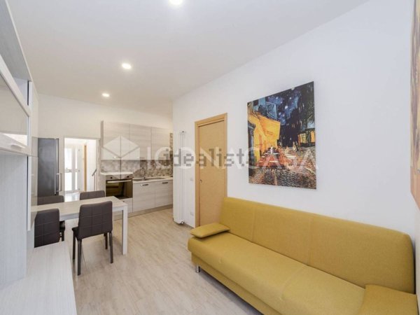 appartamento in vendita a Monza in zona Centro Storico