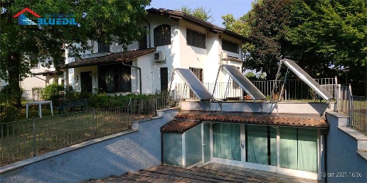 casa indipendente in vendita a Monza