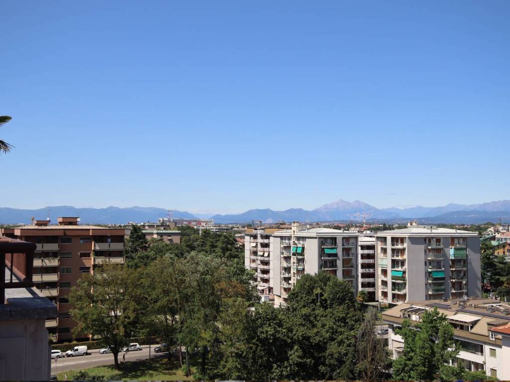 appartamento in vendita a Monza
