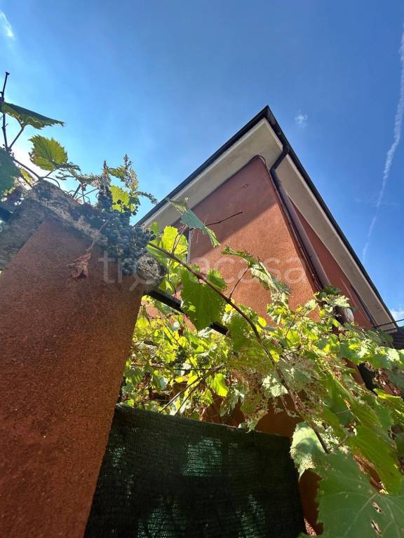 casa indipendente in vendita a Monza