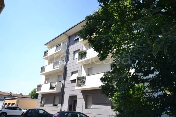 appartamento in vendita a Monza in zona Ospedale San Gerardo