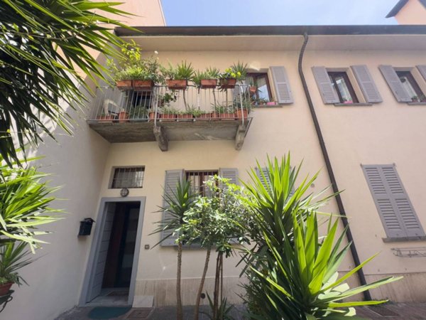 appartamento in vendita a Monza in zona Centro Storico