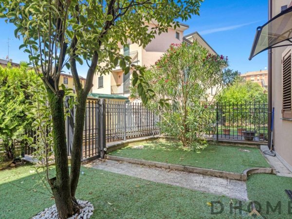 casa indipendente in vendita a Monza