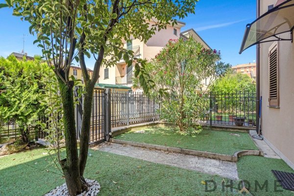 casa indipendente in vendita a Monza