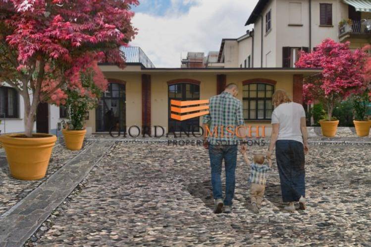 appartamento in vendita a Monza in zona Centro Storico