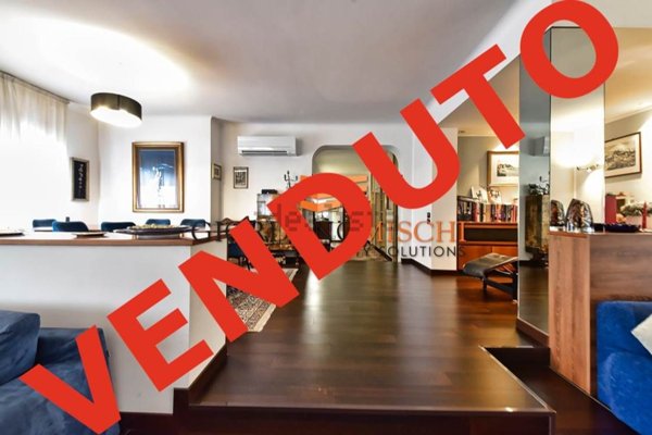 appartamento in vendita a Monza in zona Centro Storico