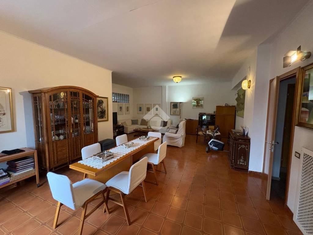 casa indipendente in vendita a Monza