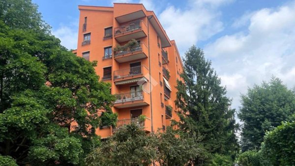 appartamento in vendita a Monza in zona Ospedale San Gerardo