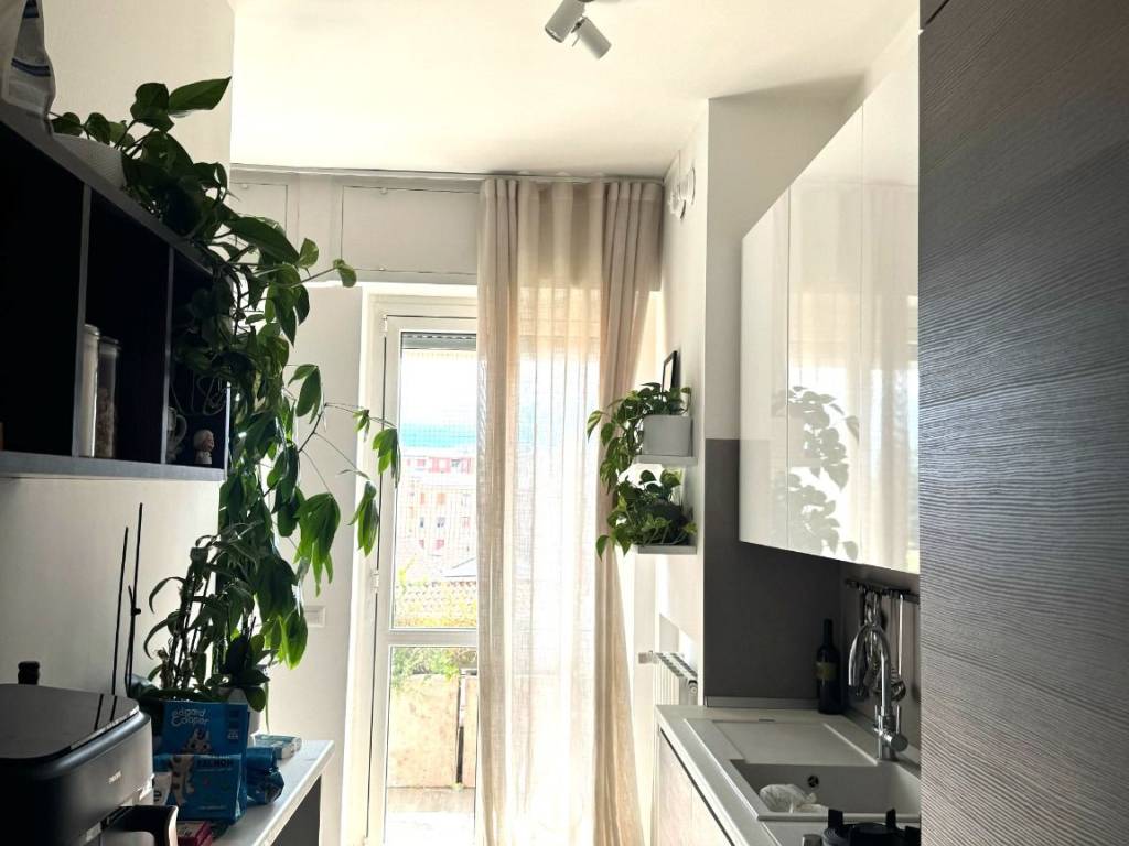appartamento in vendita a Monza in zona Centro Storico