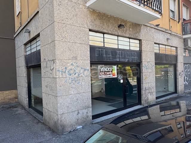 negozio in vendita a Monza
