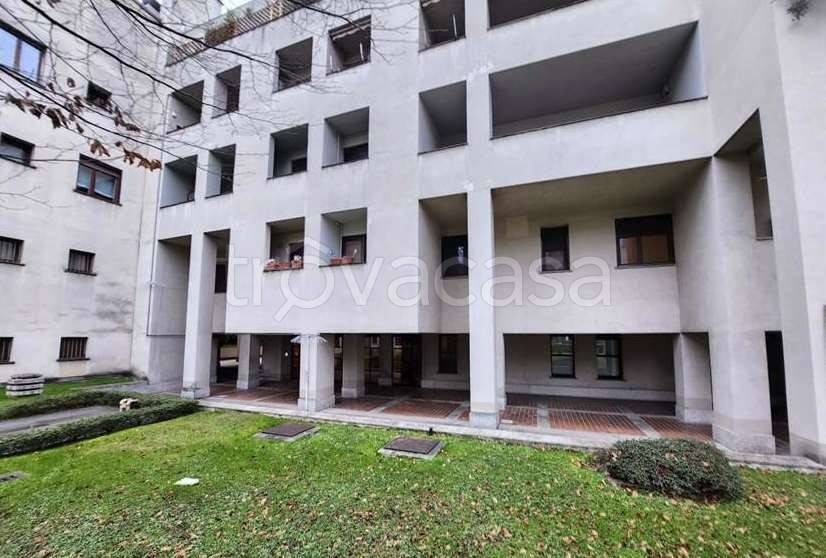 ufficio in vendita a Monza
