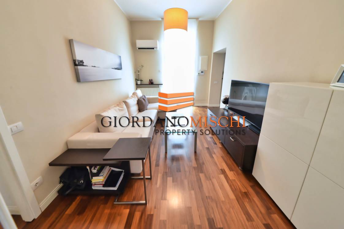 appartamento in vendita a Monza in zona Centro Storico