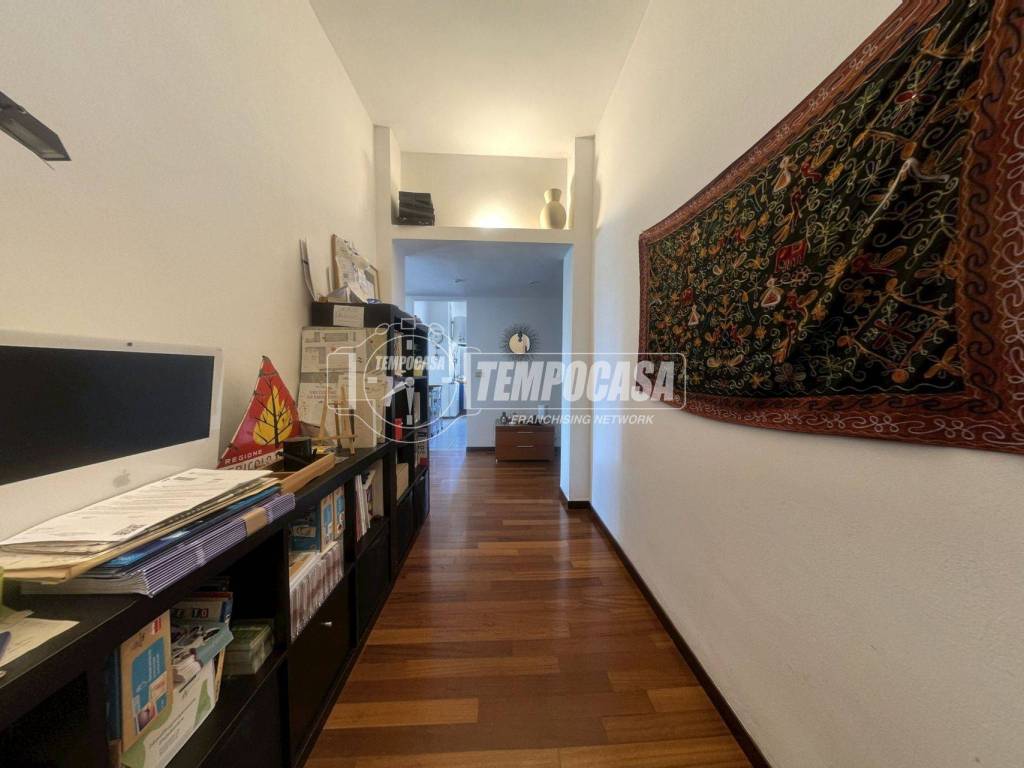 appartamento in vendita a Monza in zona Centro Storico