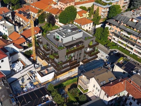 appartamento in vendita a Monza in zona Centro Storico
