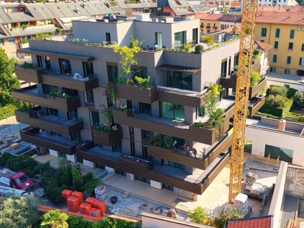 appartamento in vendita a Monza in zona Centro Storico