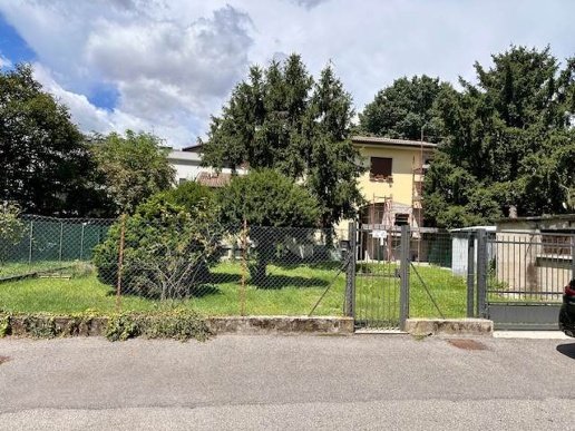 casa indipendente in vendita a Monza