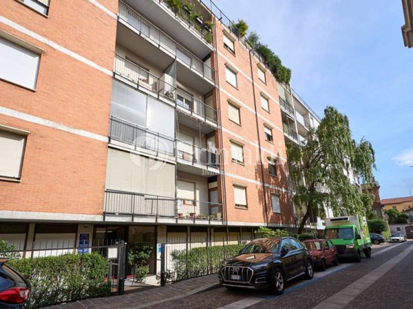 appartamento in vendita a Monza in zona Centro Storico