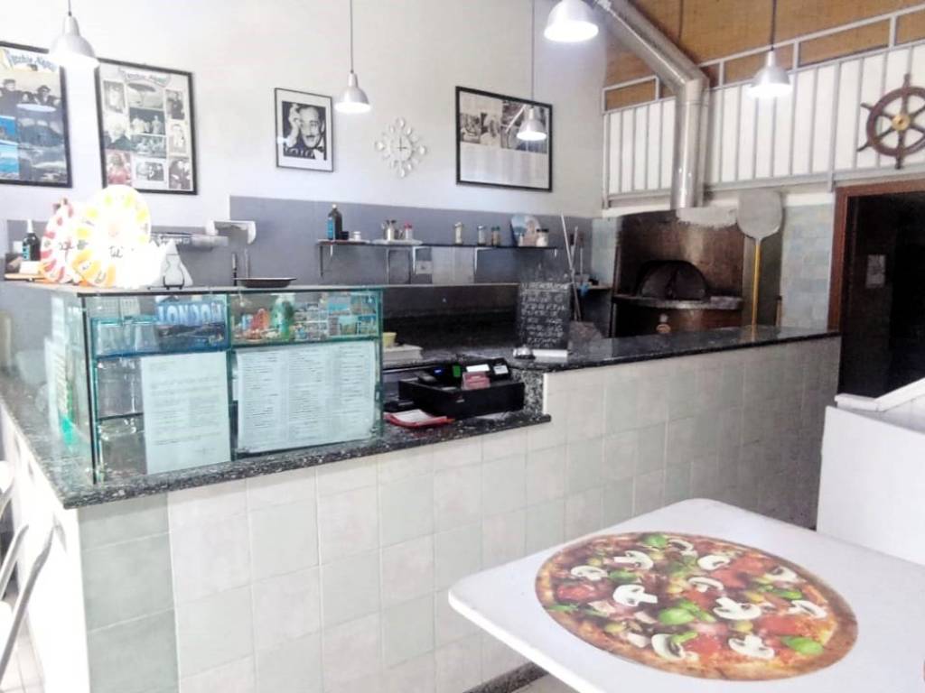 negozio in vendita a Monza