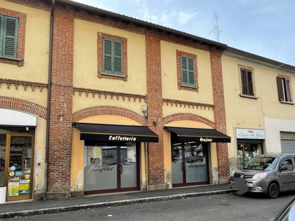 negozio in vendita a Monza